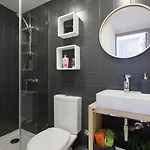 Spacious Two-Level Studio Apartment In Prime Lisbon Location * Lisbon