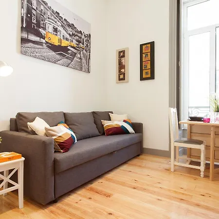 Palma Located Apartment Lisbon
